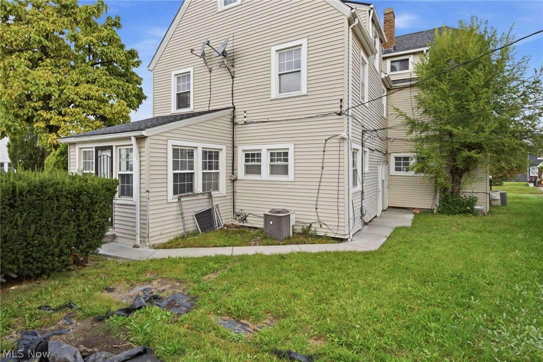 3428 Milverton Road Shaker Heights OH 44120