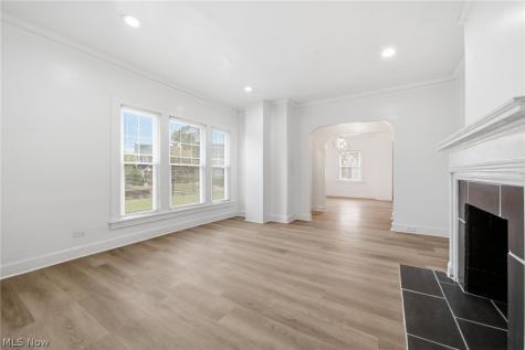 3428 Milverton Road Shaker Heights OH 44120