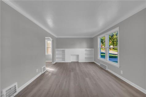 5213 E 119th Street Garfield Heights OH 44125