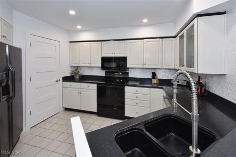 19000 Lake Road Rocky River OH 44116