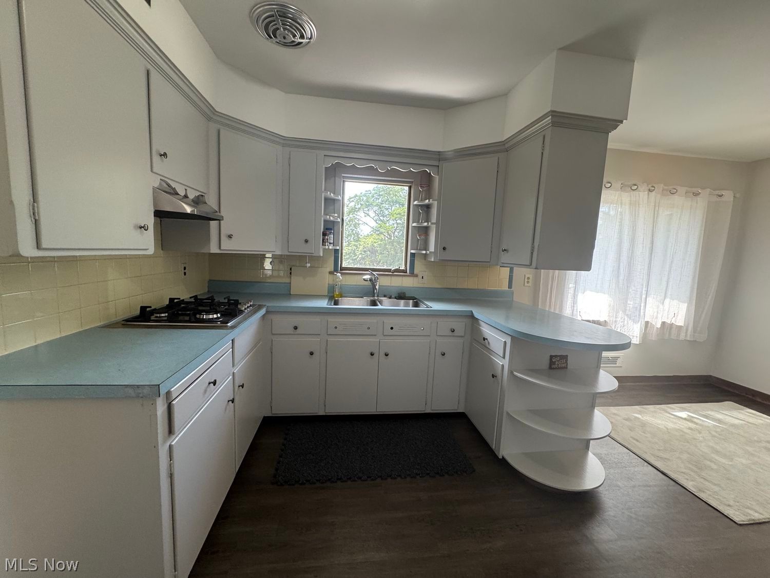 7726 York Road Parma Heights OH 44130