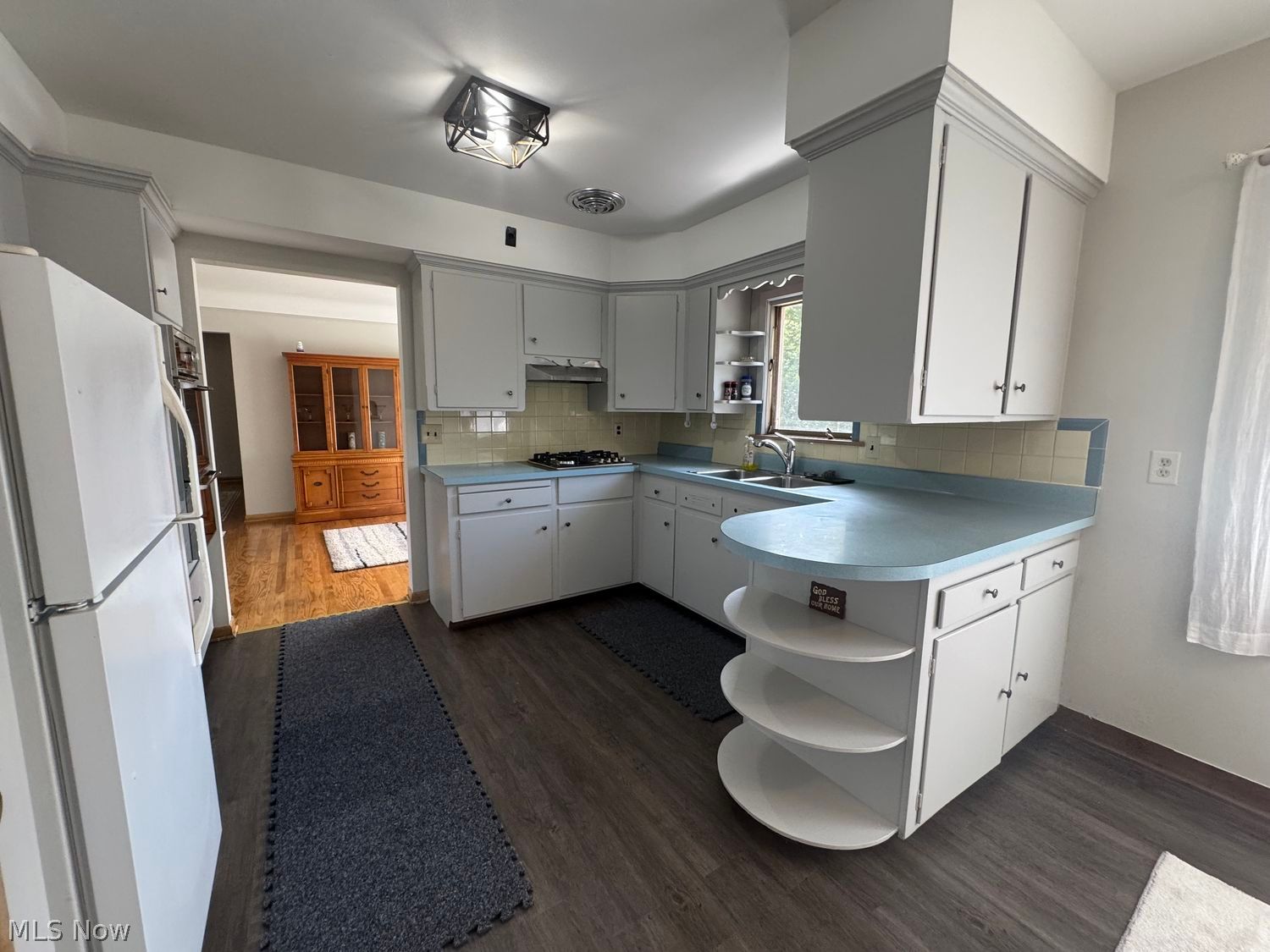 7726 York Road Parma Heights OH 44130