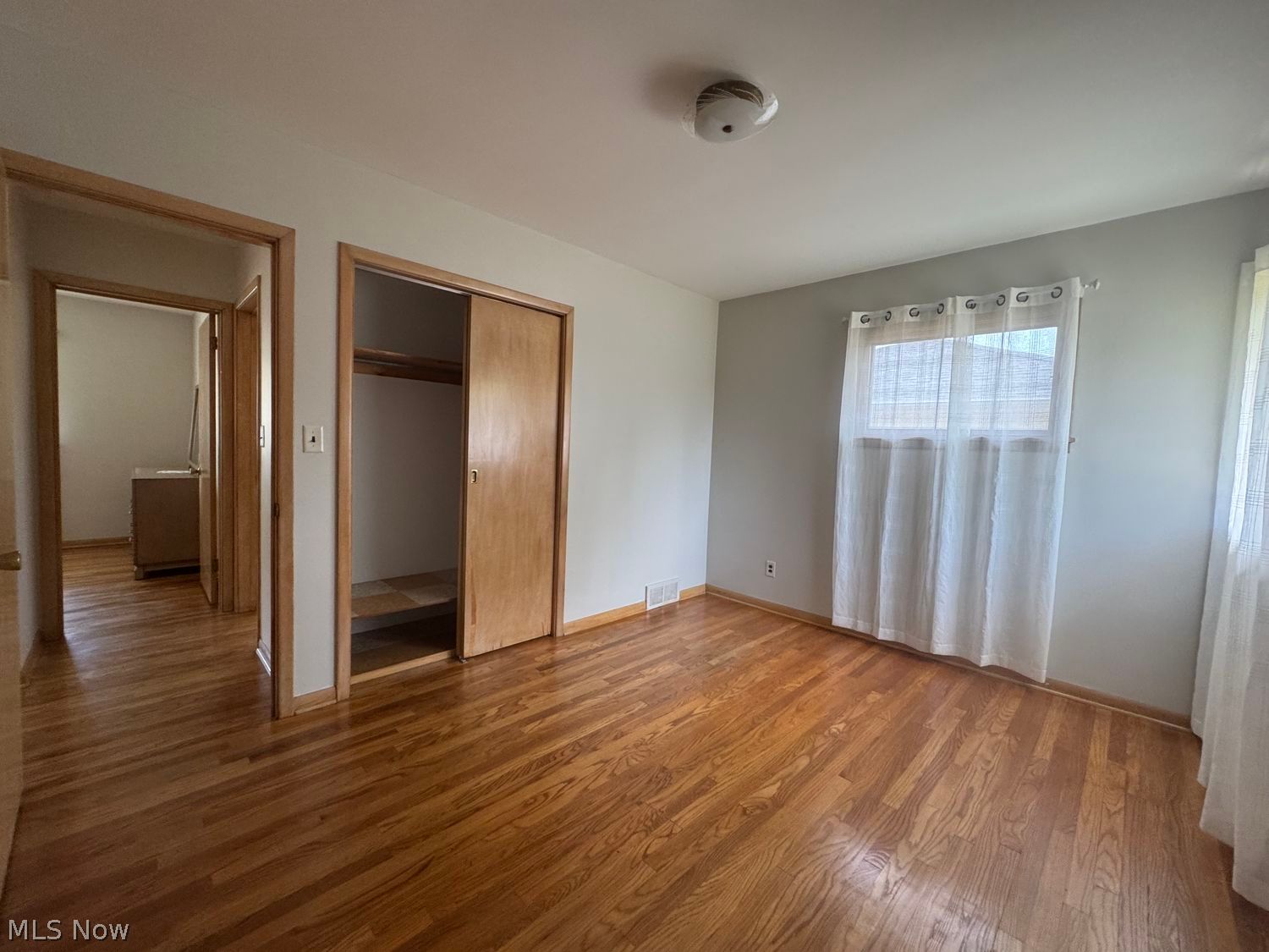 7726 York Road Parma Heights OH 44130