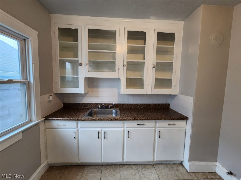 2200 W 104th Street Cleveland OH 44102