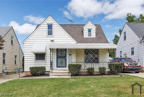 14205 Kennerdown Avenue Maple Heights OH 44137