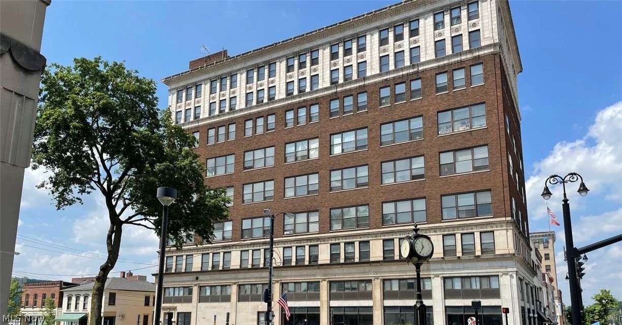 59 Lincoln Way E Massillon OH 44646
