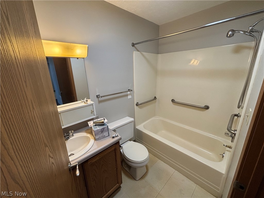 59 Lincoln Way E Massillon OH 44646
