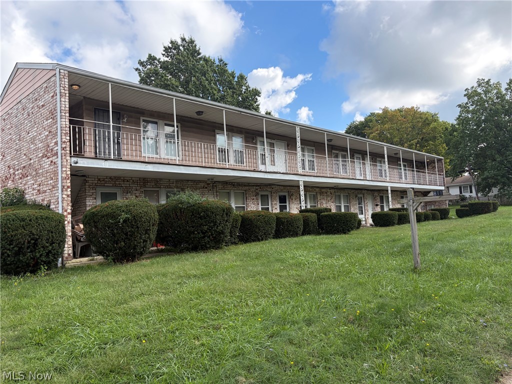 811 E Wilbeth Road Akron OH 44306