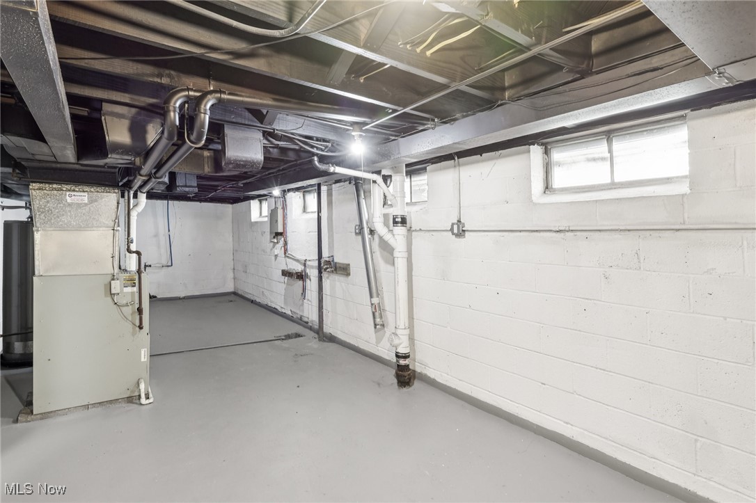 2821 E 127th Street Cleveland OH 44120