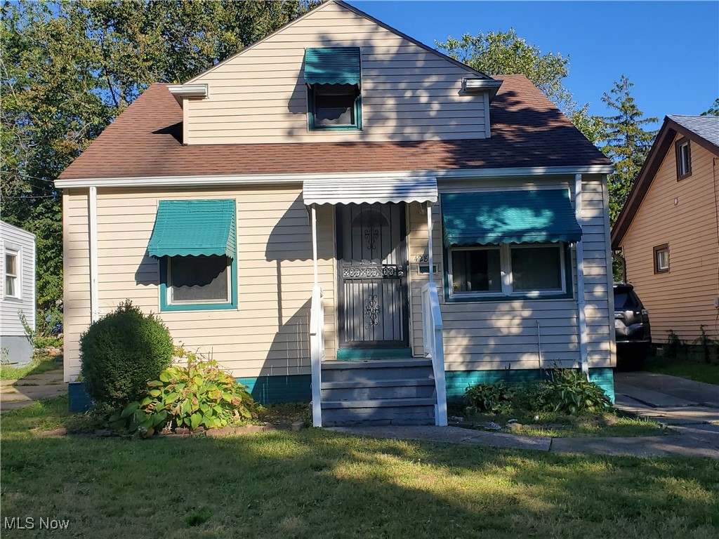 4287 E 162nd Street Cleveland OH 44128