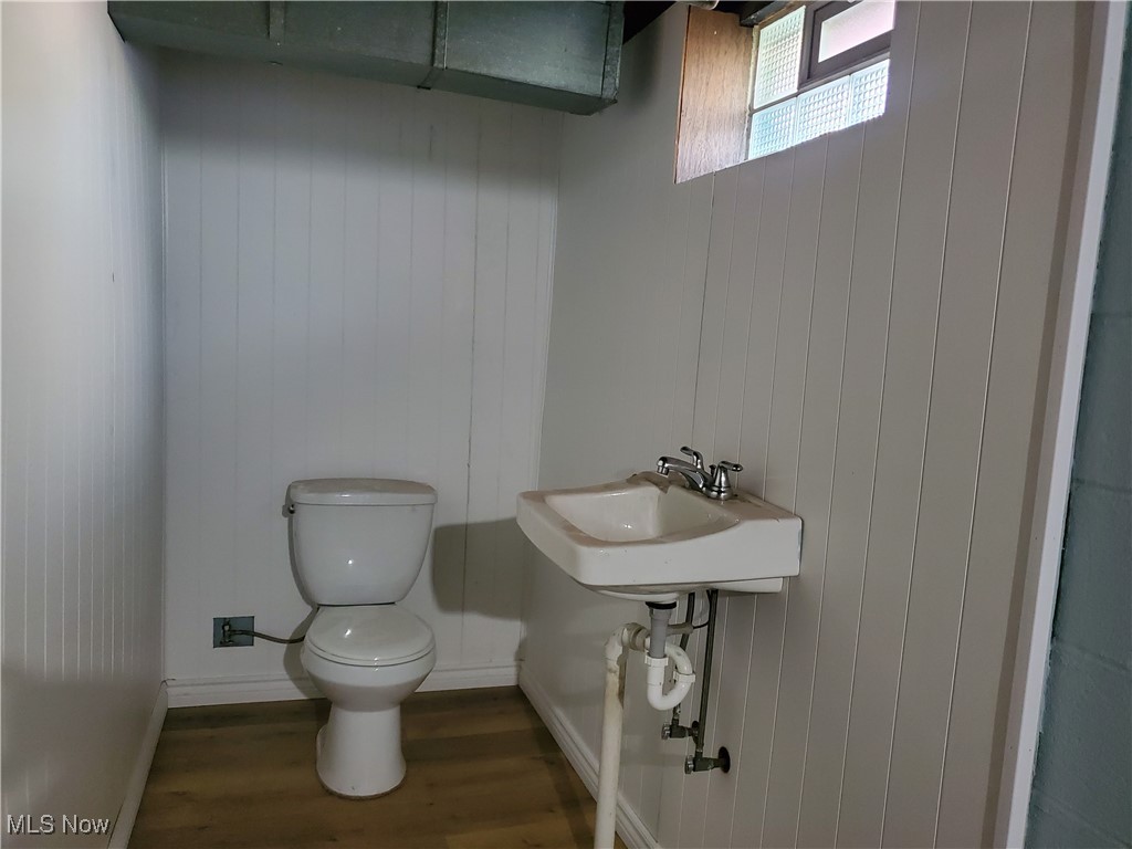 4287 E 162nd Street Cleveland OH 44128