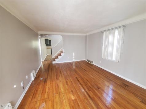 4287 E 162nd Street Cleveland OH 44128