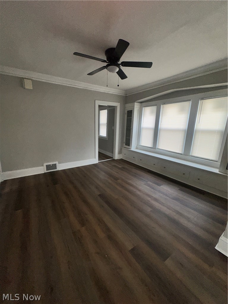 1842 Colonnade Road Cleveland OH 44112