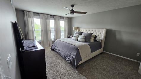 9337 Ellis Way Strongsville OH 44136