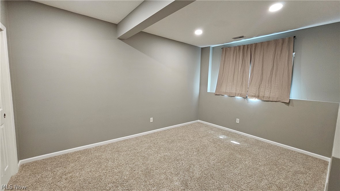 9337 Ellis Way Strongsville OH 44136