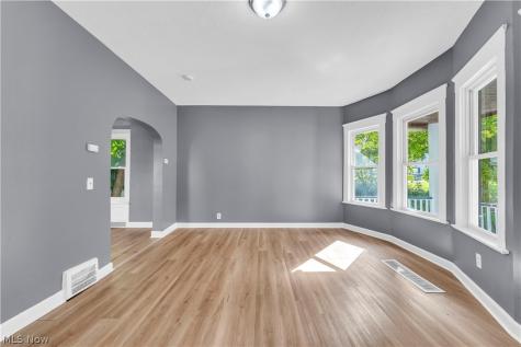 3514 Leopold Avenue Cleveland OH 44109