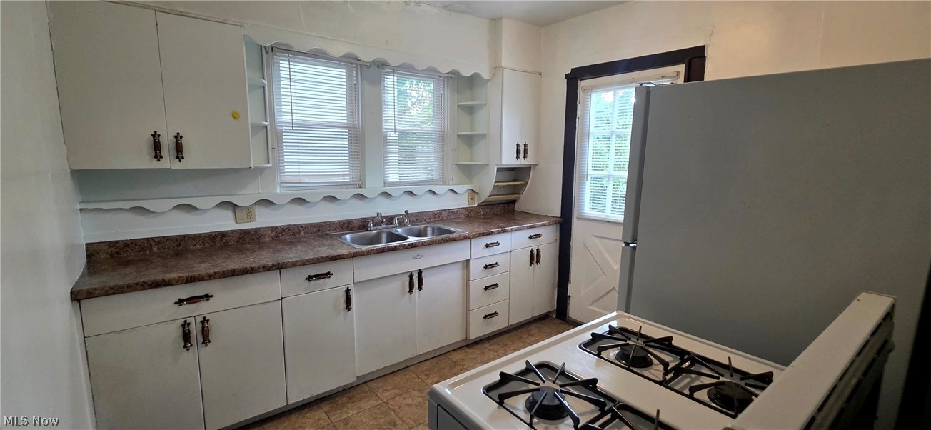 382 W Cedar Street Akron OH 44307