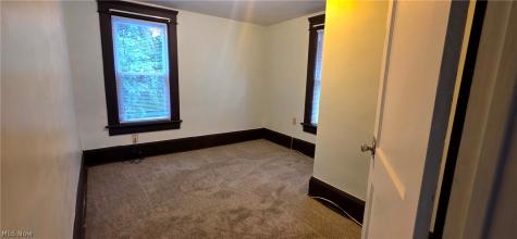 382 W Cedar Street Akron OH 44307