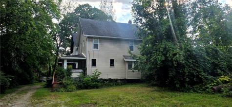 382 W Cedar Street Akron OH 44307