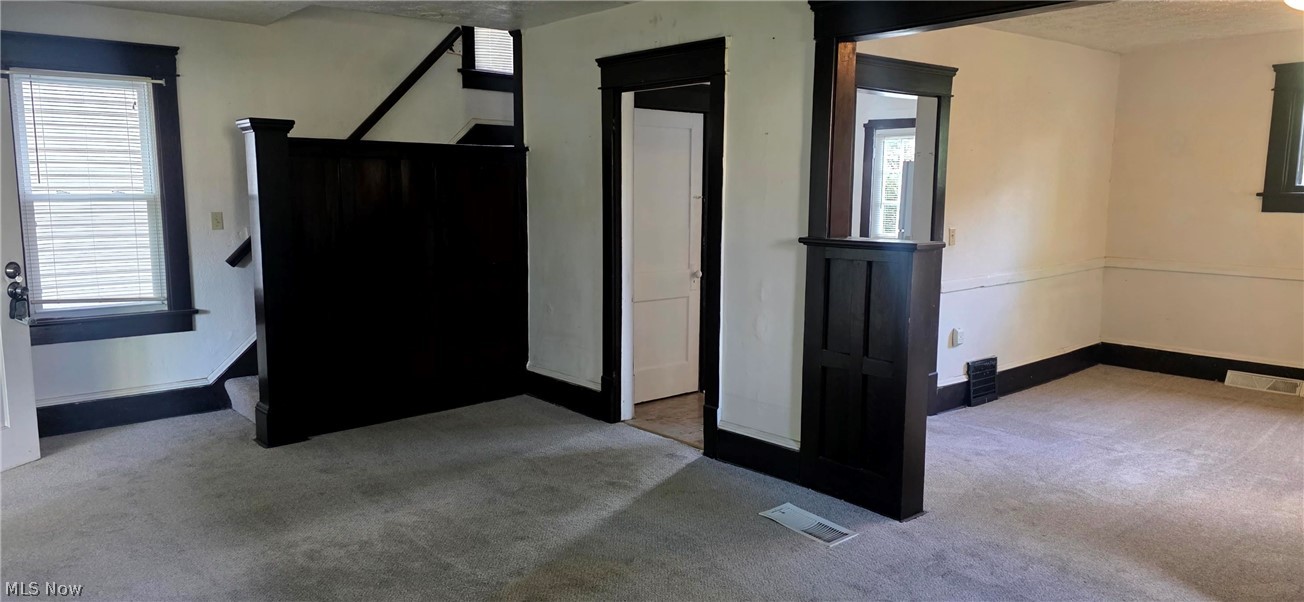 382 W Cedar Street Akron OH 44307