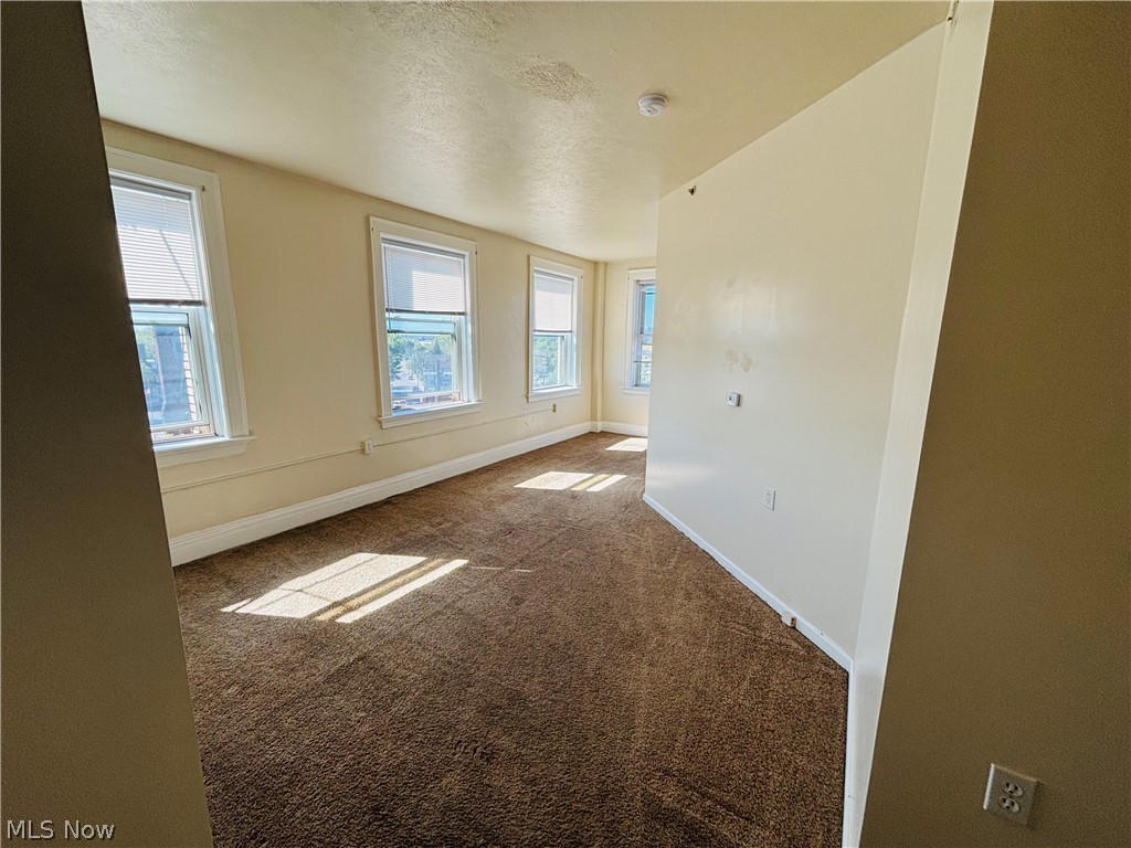 5644 Broadway Avenue Cleveland OH 44127