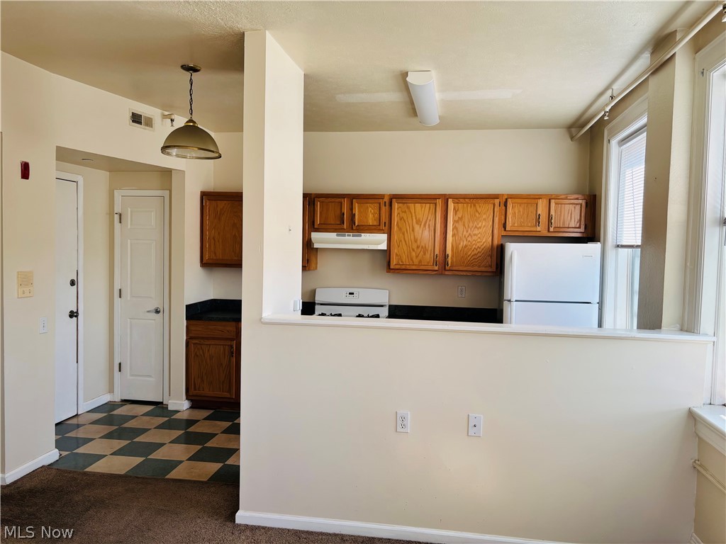 5644 Broadway Avenue Cleveland OH 44127