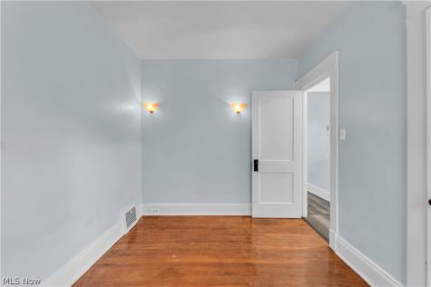 3209 W 92nd Street Cleveland OH 44102