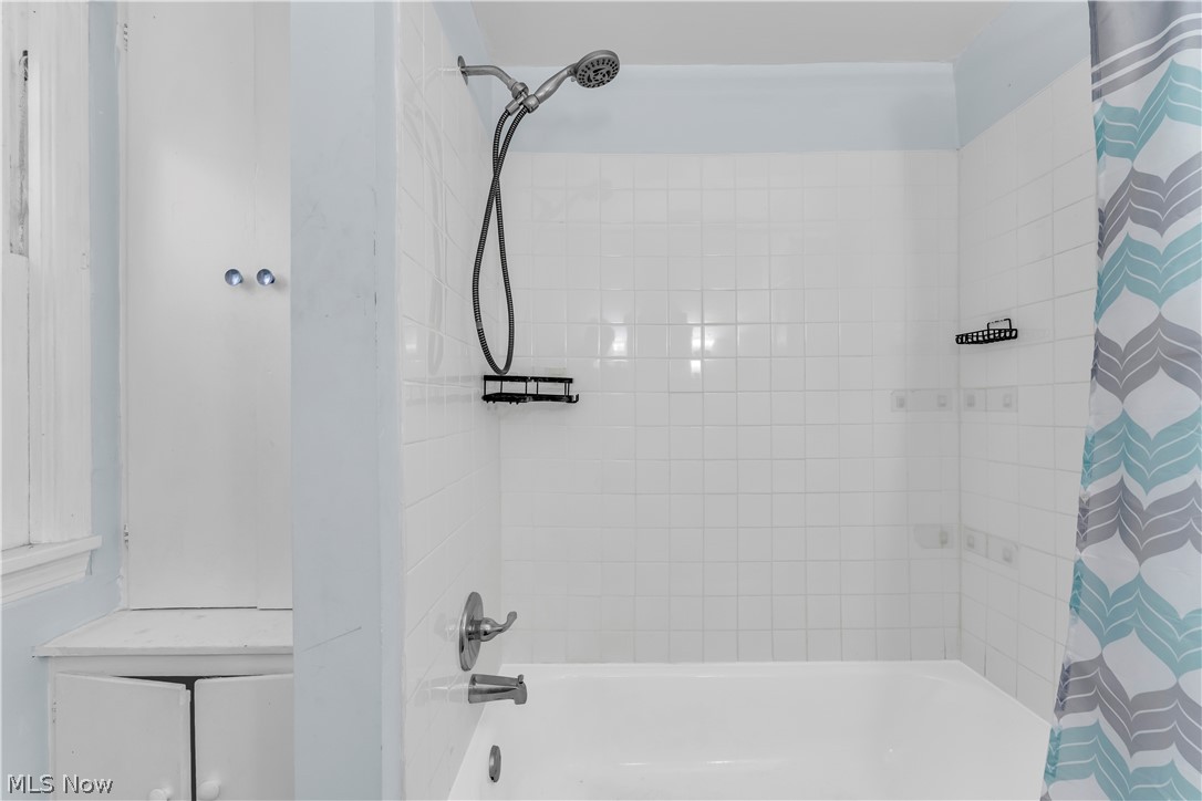 3209 W 92nd Street Cleveland OH 44102