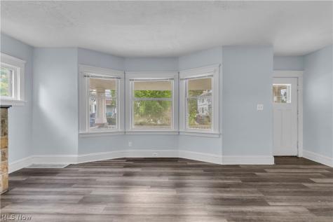 3209 W 92nd Street Cleveland OH 44102