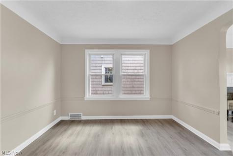13613 Cedar Road University Heights OH 44118