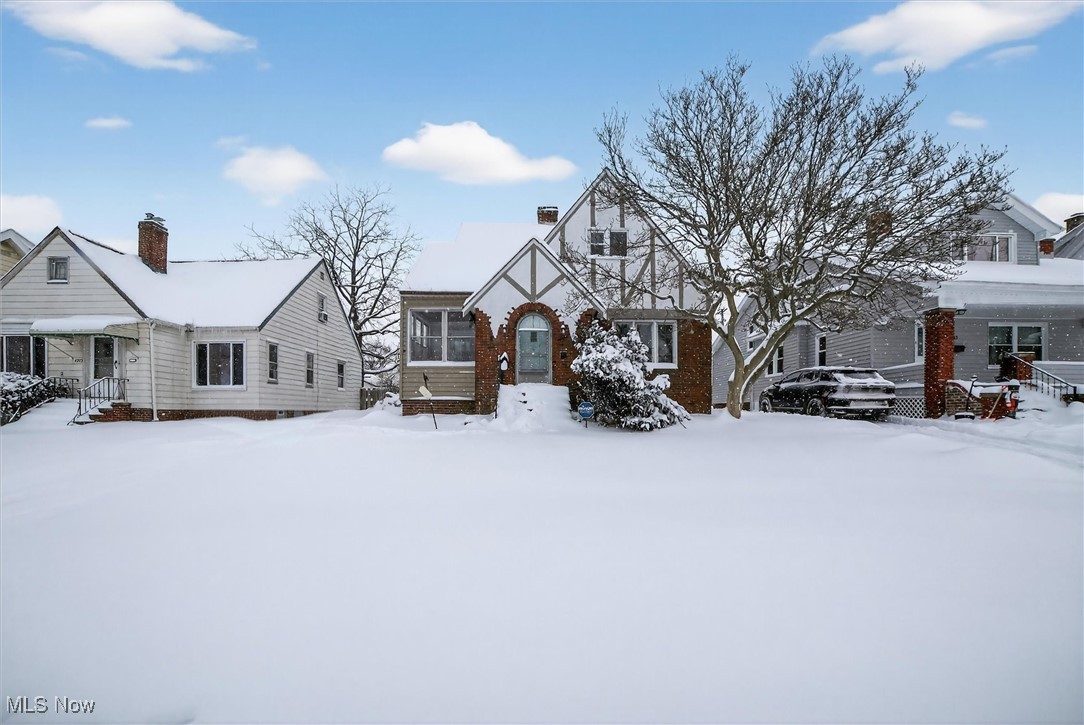 4977 E 90th Street Garfield Heights OH 44125