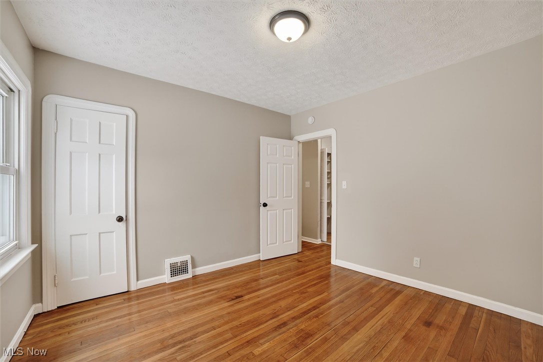 4977 E 90th Street Garfield Heights OH 44125