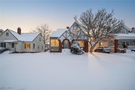 4977 E 90th Street Garfield Heights OH 44125