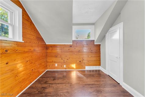 1717 Granby Avenue Cleveland OH 44109