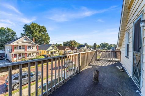 1717 Granby Avenue Cleveland OH 44109