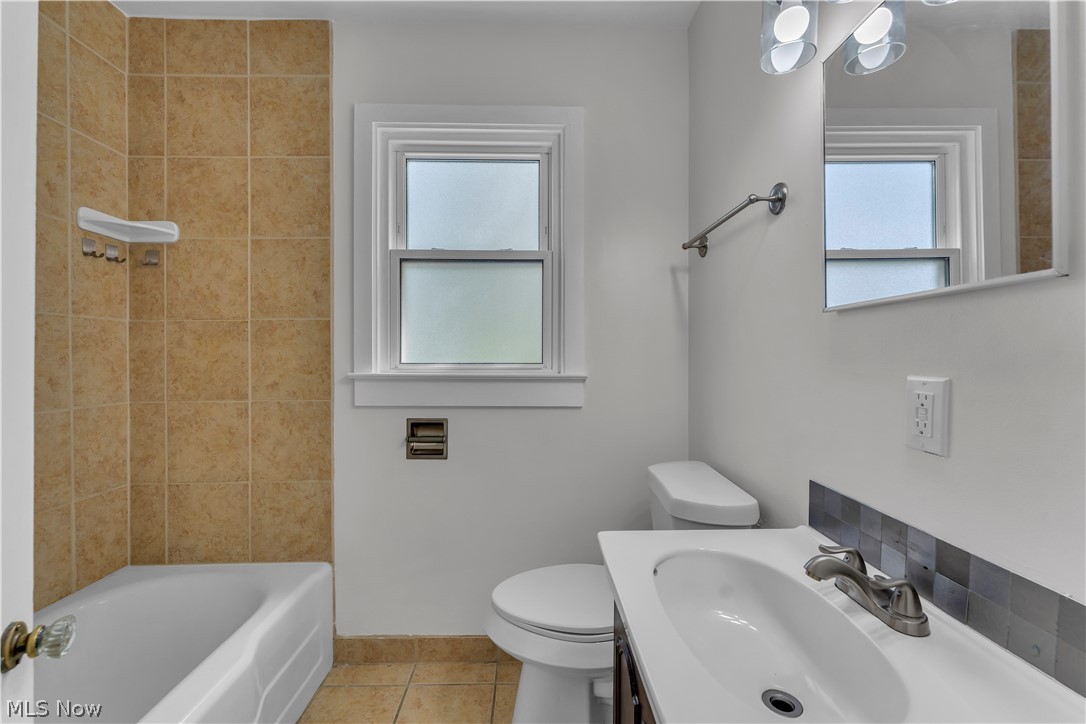5581 Saxon Drive Garfield Heights OH 44125
