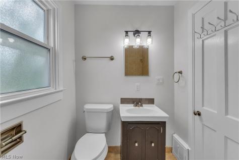 5581 Saxon Drive Garfield Heights OH 44125