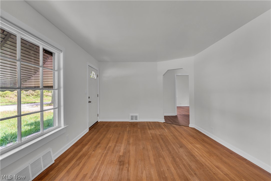 5581 Saxon Drive Garfield Heights OH 44125