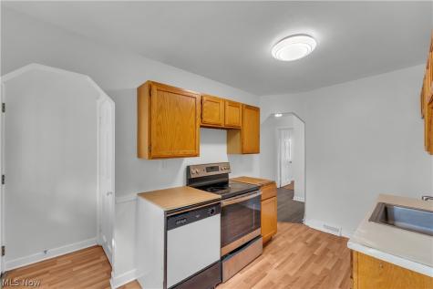 5581 Saxon Drive Garfield Heights OH 44125