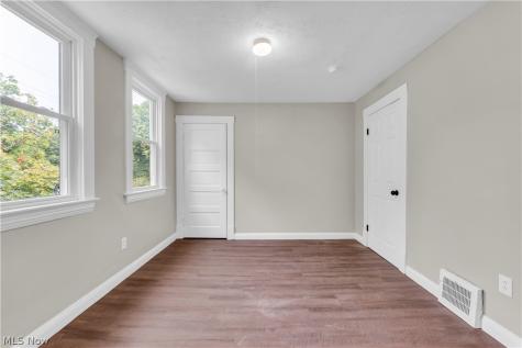 3153 W 103rd Street Cleveland OH 44111