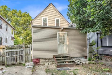 3153 W 103rd Street Cleveland OH 44111