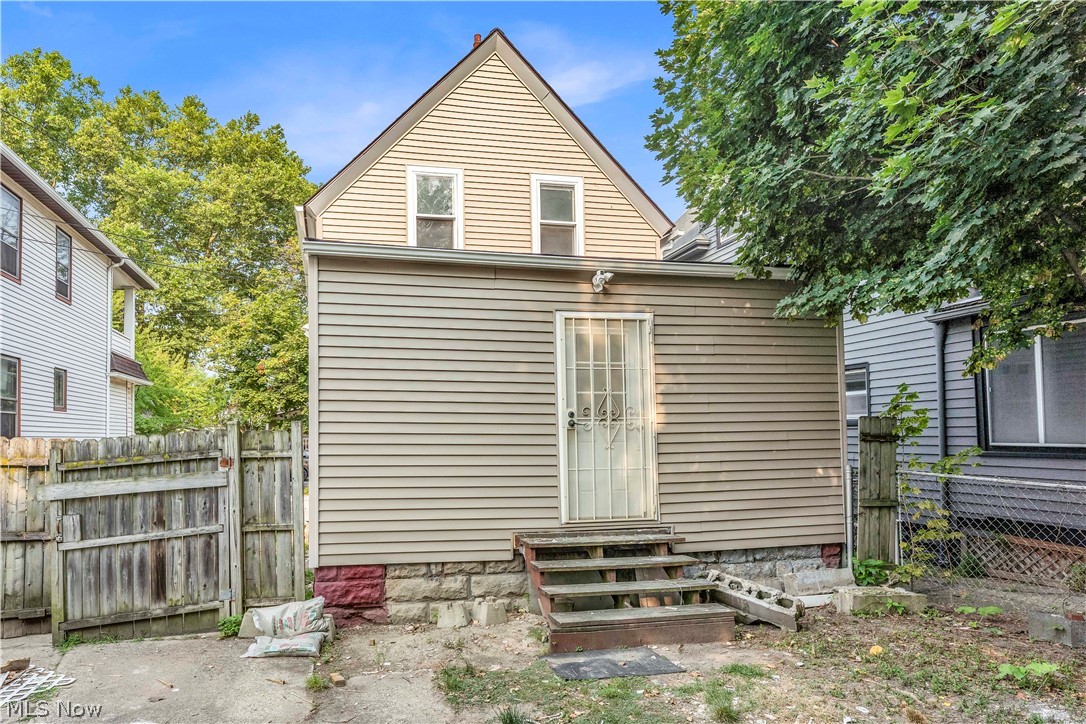 3153 W 103rd Street Cleveland OH 44111