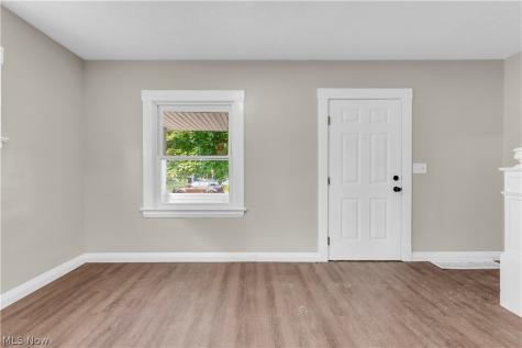 3153 W 103rd Street Cleveland OH 44111