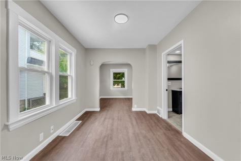 3153 W 103rd Street Cleveland OH 44111