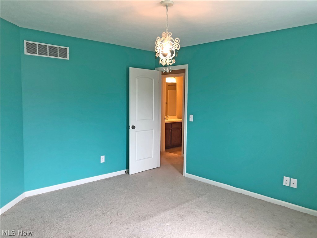 3696 Kenway Boulevard Uniontown OH 44685