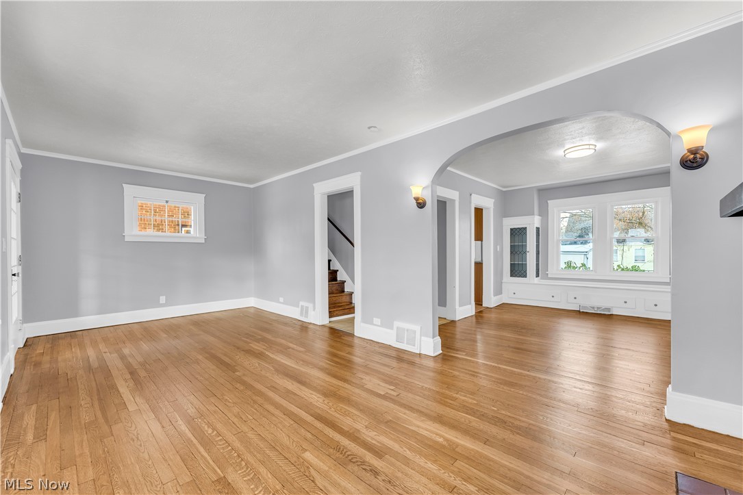 4933 E 109th Street Garfield Heights OH 44125