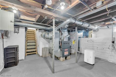 4603 W 58th Street Cleveland OH 44144