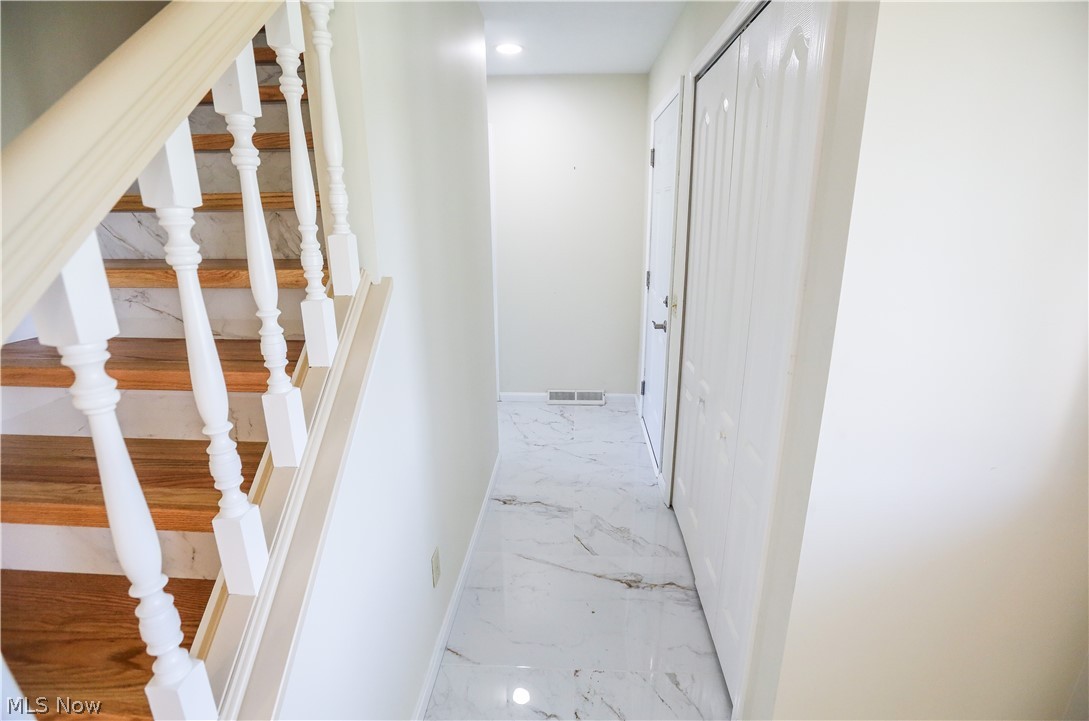 4823 Elizabeth Lane Brooklyn OH 44144