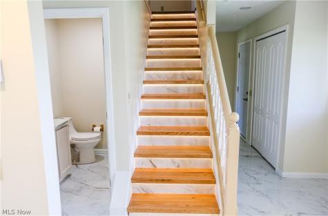 4823 Elizabeth Lane Brooklyn OH 44144