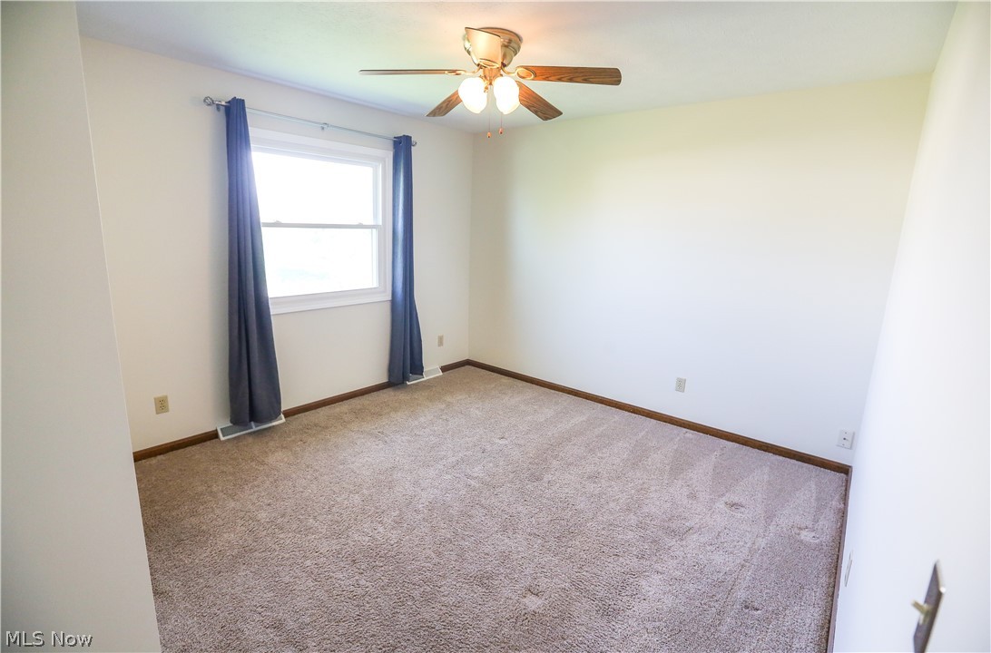 4823 Elizabeth Lane Brooklyn OH 44144